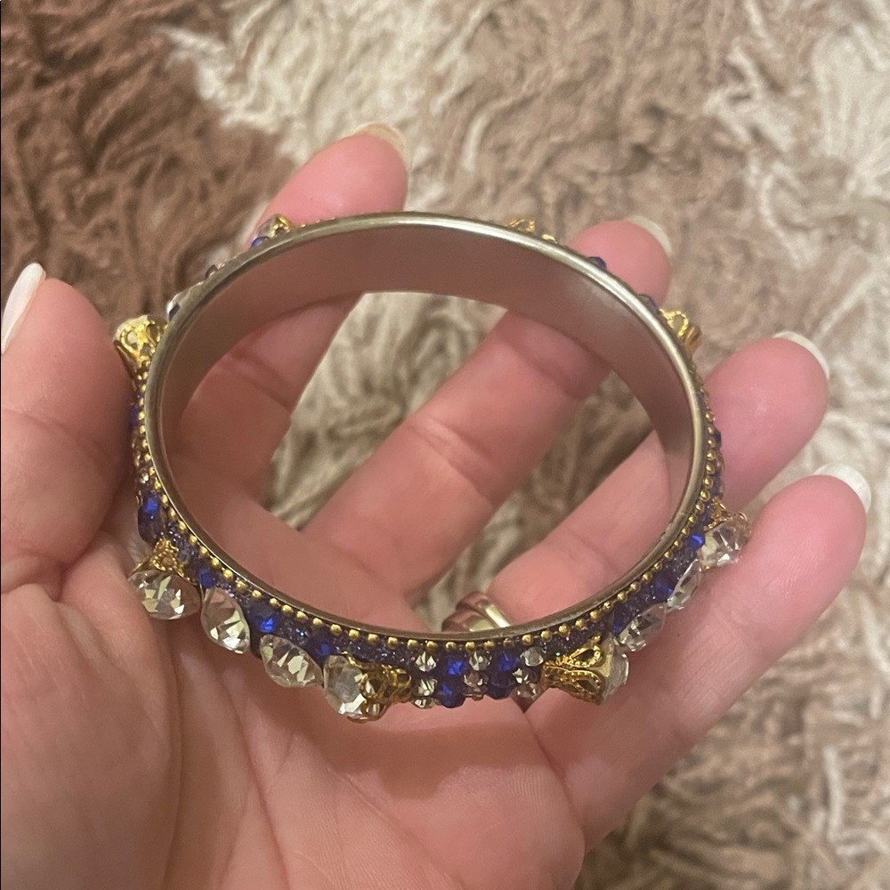 Source Unknown Gold and Blue Gem Bracelet